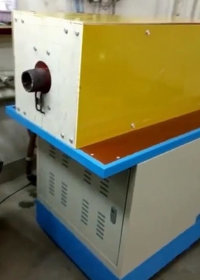 중파와 100 Kw 전기 유도 용해로