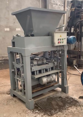 기계 1800년 Pieces/H를 만드는 작은 압출기 디젤 엔진 벽돌