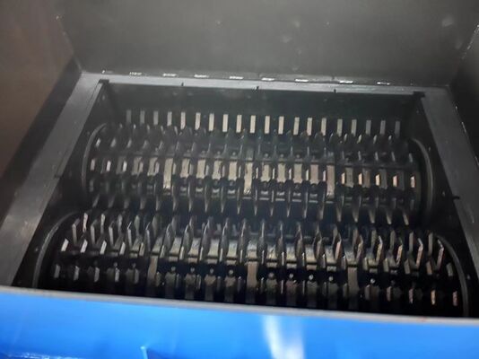 매우 적응력 있는 안전 신뢰성 있는 유지보수 쉬운 롤러 크레셔